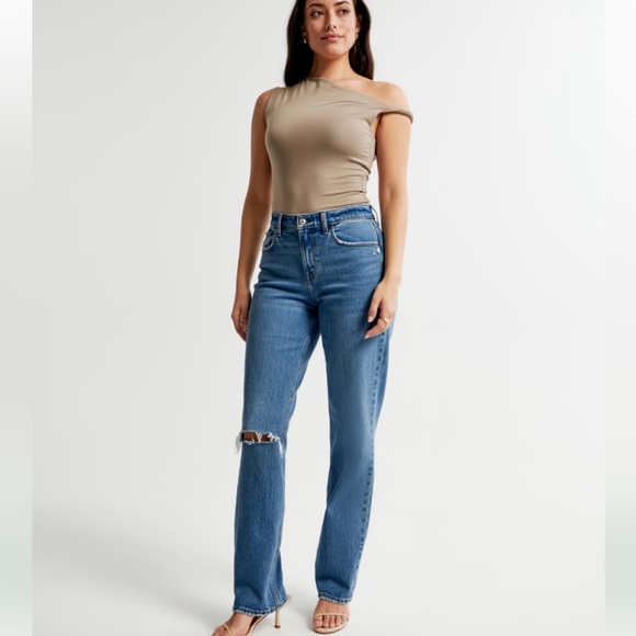 Abercrombie and Fitch Curve Love Mid Rise 90s Straight Jean Distressed - Picture 2 of 12